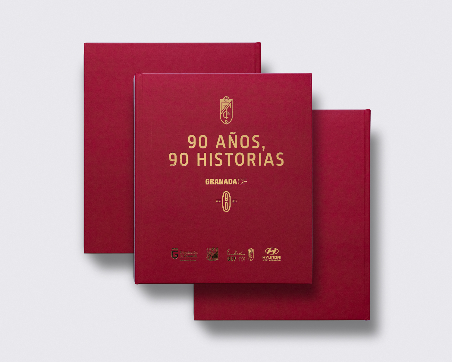 portada libro 90 años 90 historias del Granada CF por Bicoco Estudio